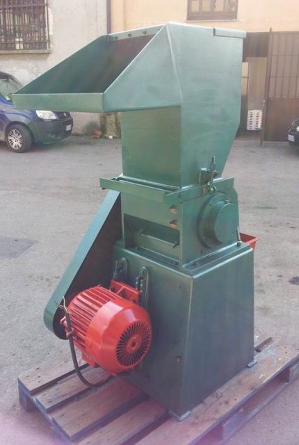 Mulino per plastica (2)