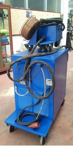 Saldatrice a filo (3)