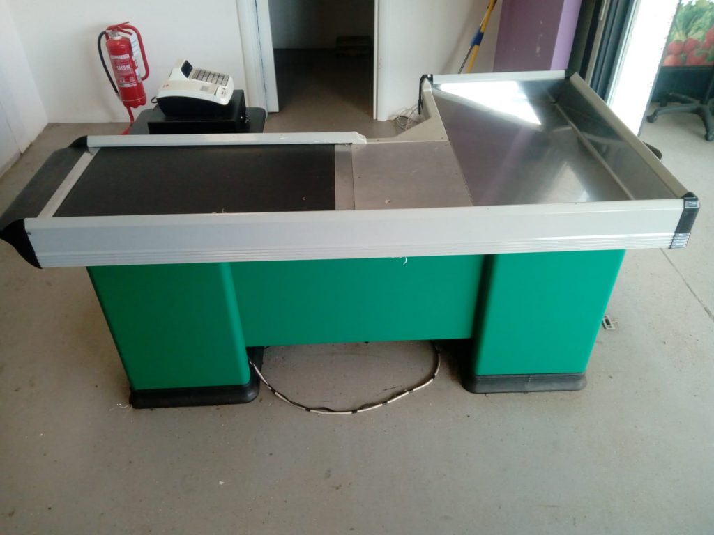 Banco cassa usato