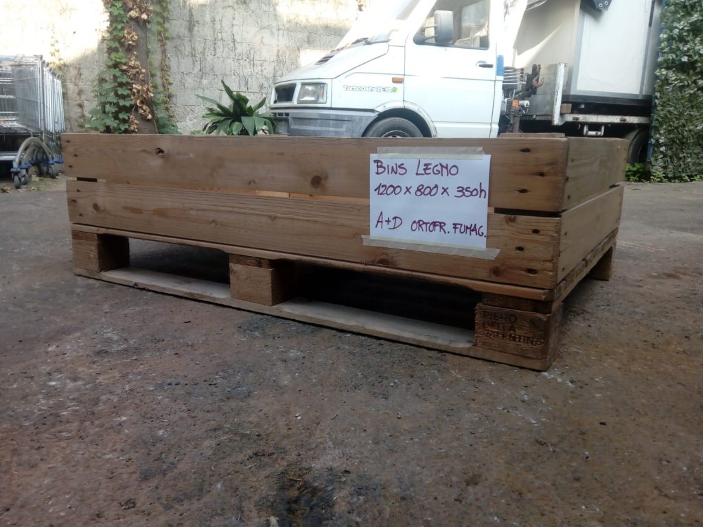 Bins in legno