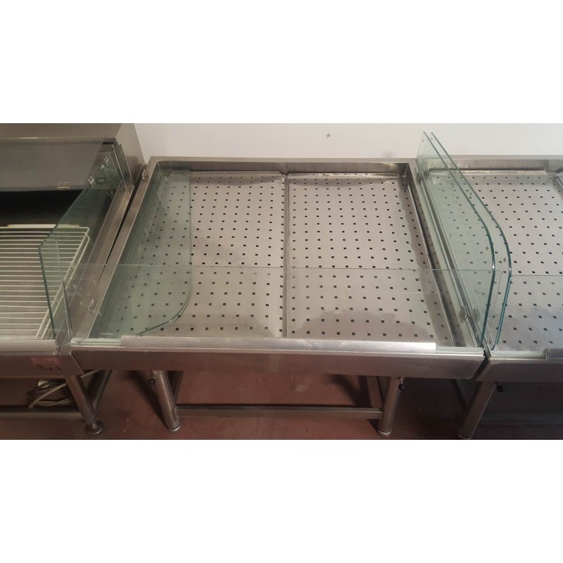 Linea esposizione pesce